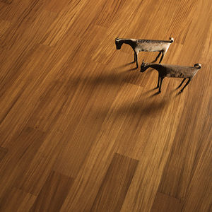 parquet macizo / para pegar / barnizado / acabado mate