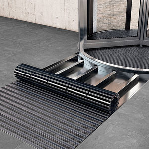 alfombra de entrada para edificio público