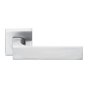 tirador de puerta