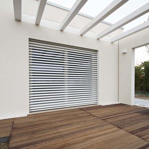 celosía con lamas de metal / para ventana / horizontal / orientable
