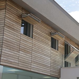 revestimiento de fachada en láminas / de madera / de HPL / liso