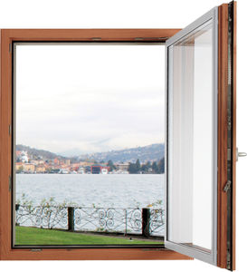 ventana de madera