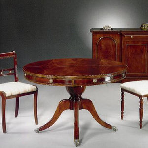 mesa de comedor de estilo