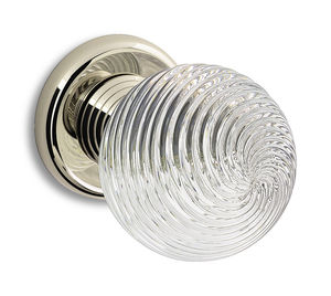 pomo de puerta clásico