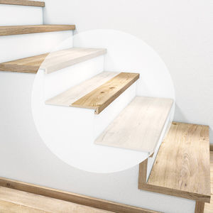 escalón de madera