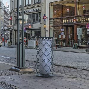 soporte de bolsa de basura público