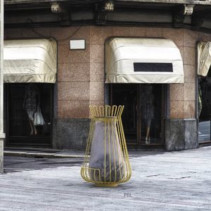 soporte de bolsa de basura público
