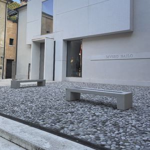 banco público moderno
