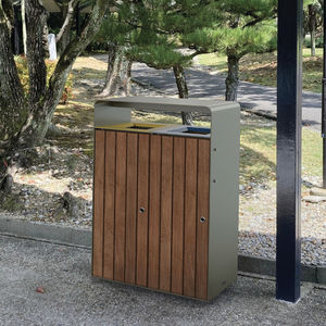 cubo de basura público