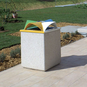 cubo de basura público