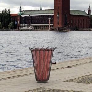 soporte de bolsa de basura público