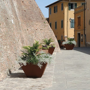 jardinera de acero COR-TEN®