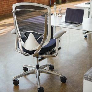 silla de oficina contemporánea