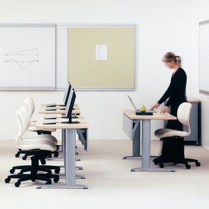 mesa para la enseñanza contemporánea