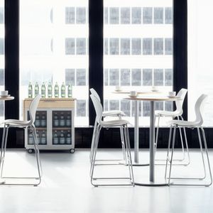 mesa alta contemporánea