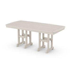 mesa de comedor contemporánea