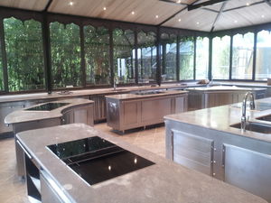 cocina profesional de acero inoxidable