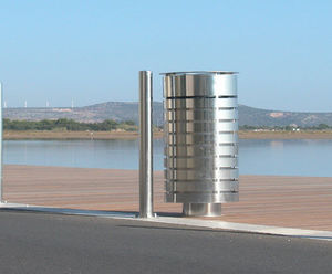 cubo de basura público