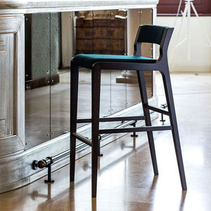 silla de bar contemporánea