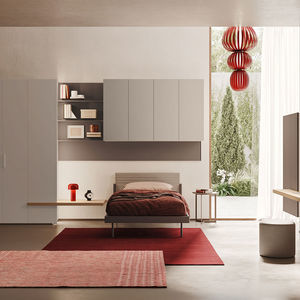 habitación para niños blanca