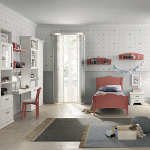 habitación para niños blanca