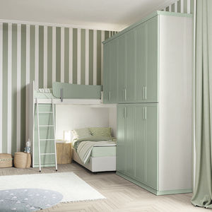 habitación para niños blanca