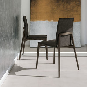 silla contemporánea