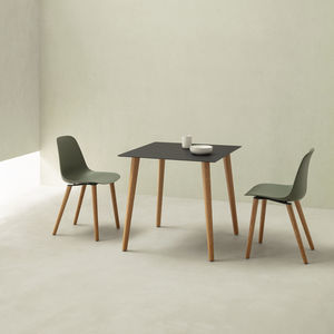 silla contemporánea