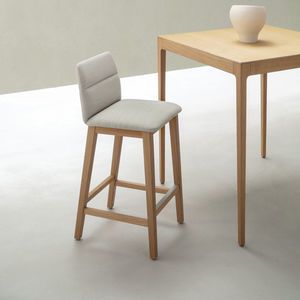 silla de bar contemporánea