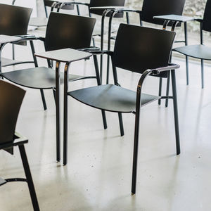 silla contemporánea