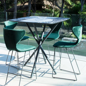 silla de bar contemporánea