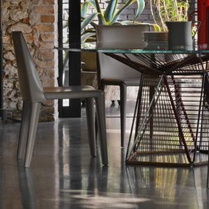 silla contemporánea