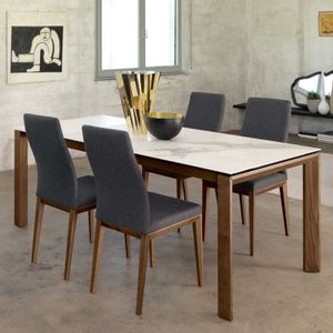 mesa contemporánea