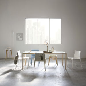 mesa contemporánea