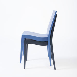 silla contemporánea