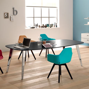 mesa de reuniones contemporánea