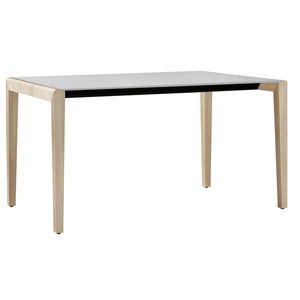 mesa contemporánea