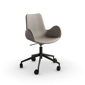 silla contemporánea