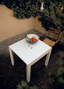 mesa contemporánea