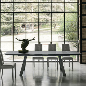 mesa contemporánea