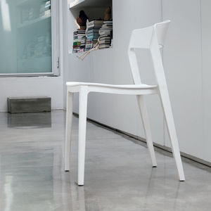 silla contemporánea