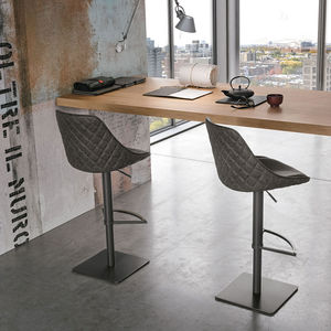 silla de bar contemporánea