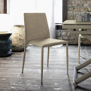 silla contemporánea