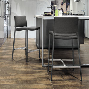 silla de bar contemporánea