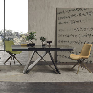 mesa de comedor contemporánea