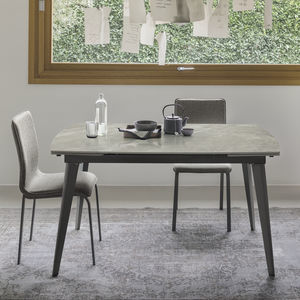 mesa de comedor contemporánea