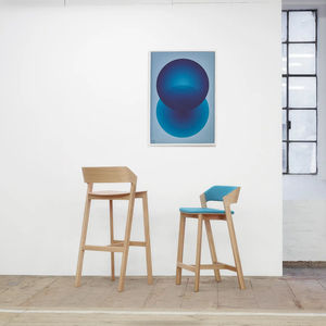silla de bar contemporánea