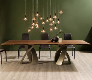 mesa de comedor contemporánea
