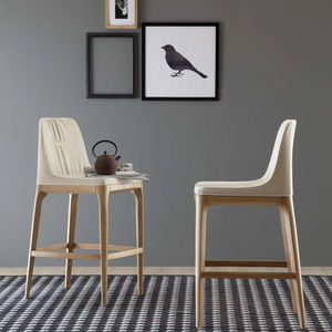 silla de bar contemporánea