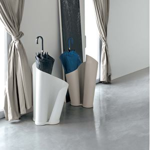 paragüero de metal pintado